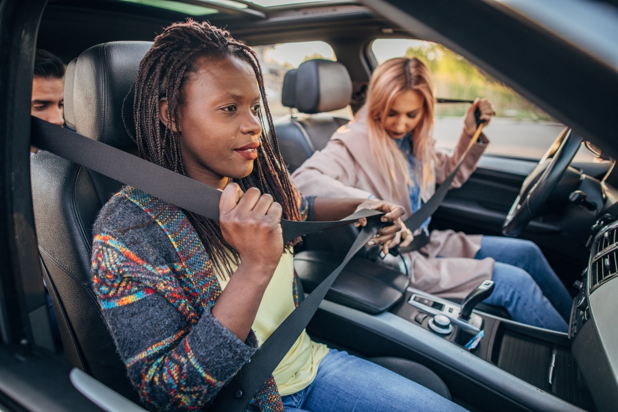 Is It Better to Rent a Car in Doha or Book Tours