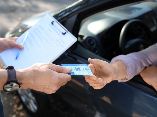 Qatar Car Rental Licence Rules for Tourists and Locals