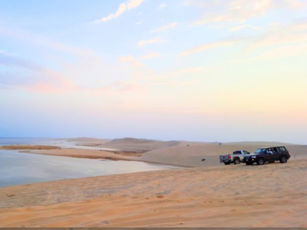 What Travellers Need to Know Before Visiting Qatar’s Khor Al Adaid by Car